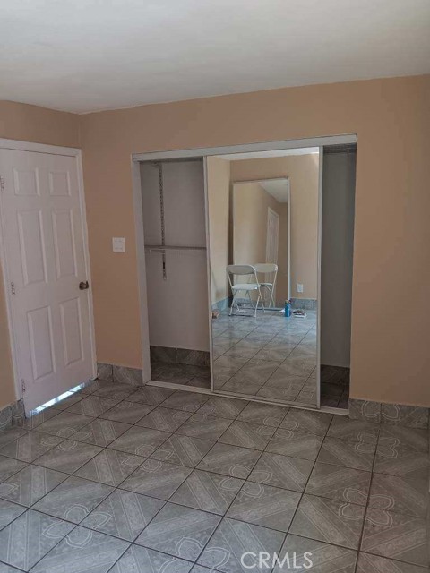 Detail Gallery Image 8 of 9 For 1023 E 22nd St, Los Angeles,  CA 90011 - 2 Beds | 1 Baths