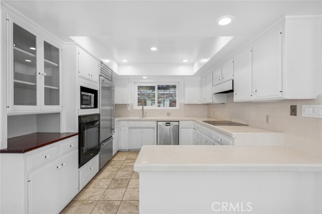 Detail Gallery Image 11 of 36 For 121 Onyx Ave, Newport Beach,  CA 92662 - 3 Beds | 3 Baths