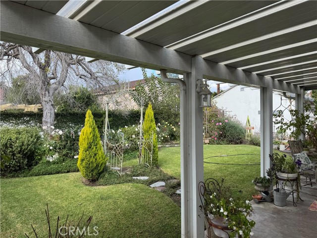 Detail Gallery Image 3 of 4 For 2310 N Flower St, Santa Ana,  CA 92706 - 4 Beds | 2 Baths