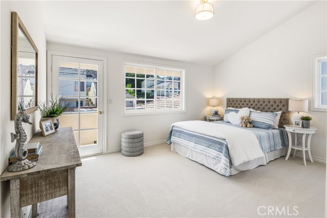 608 Knob Hill Avenue, Redondo Beach, California 90277, 3 Bedrooms Bedrooms, ,2 BathroomsBathrooms,Residential,For Sale,Knob Hill,SB26073677