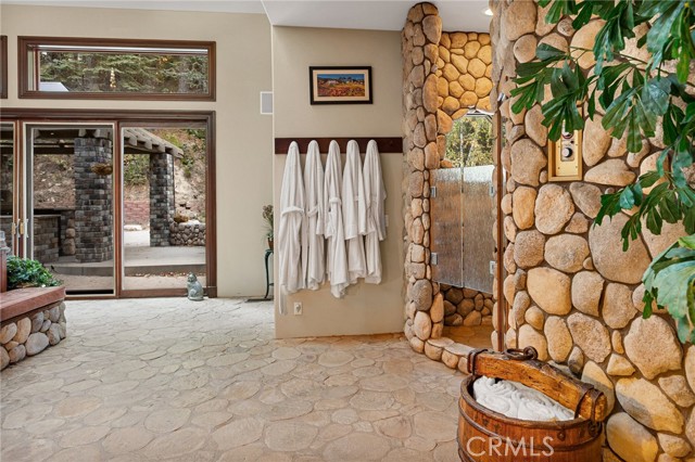 Detail Gallery Image 26 of 71 For 293 Fairway Dr, Lake Arrowhead,  CA 92352 - 6 Beds | 7/1 Baths