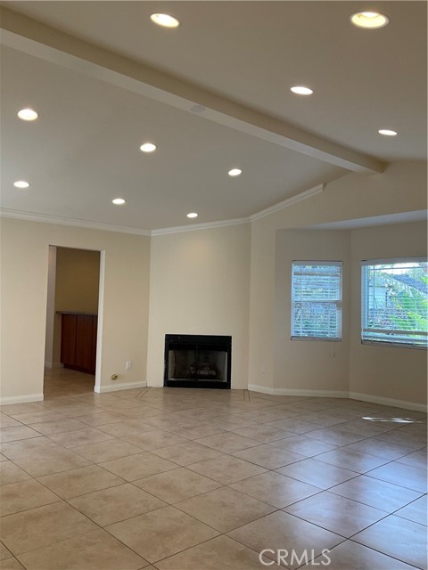Detail Gallery Image 18 of 27 For 18310 Karen Dr, Tarzana,  CA 91356 - 4 Beds | 5 Baths