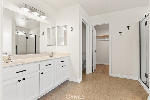 Detail Gallery Image 17 of 34 For 596 Desiree, Chico,  CA 95973 - 5 Beds | 3 Baths