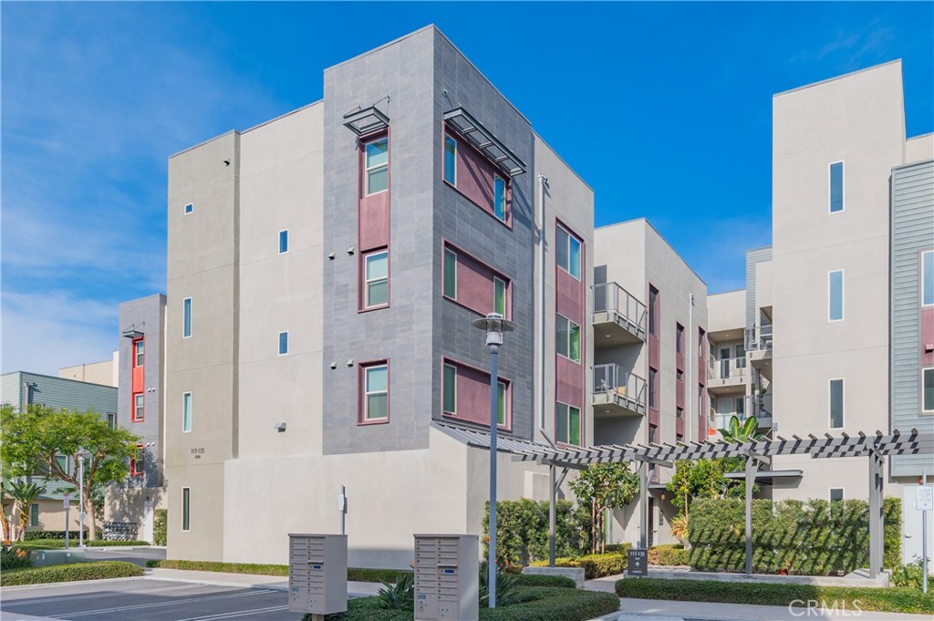 MLS #OC25261122 image #26