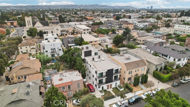 4512 St Elmo Drive, Los Angeles CA: https://media.crmls.org/medias/ebdd35c2-bd00-427e-8ffd-8198f96db67c.jpg