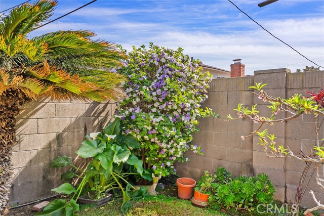 Image 29 of 33 For 4282 Crystal