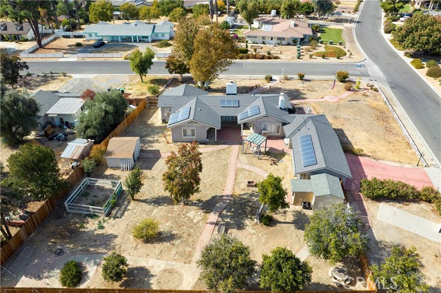 Detail Gallery Image 1 of 45 For 3245 Vista Way, Hemet,  CA 92544 - 4 Beds | 3/1 Baths