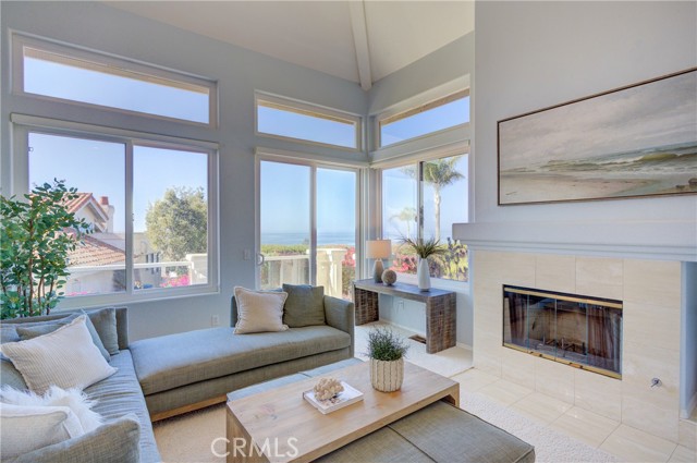 Detail Gallery Image 9 of 72 For 106 Calle Corea, Pismo Beach,  CA 93449 - 3 Beds | 3 Baths