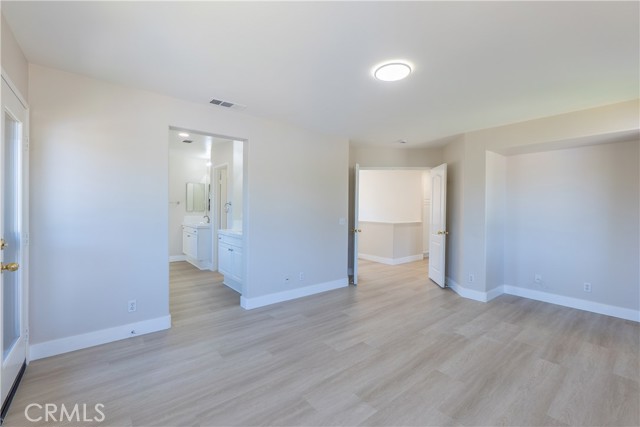 Detail Gallery Image 19 of 38 For 165 Kensington Park, Irvine,  CA 92606 - 4 Beds | 3/1 Baths