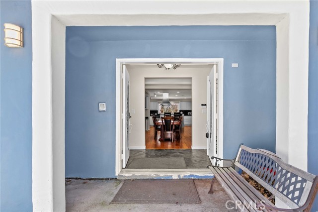 Detail Gallery Image 2 of 71 For 26665 Modoc Ln, Lake Arrowhead,  CA 92352 - 3 Beds | 3/1 Baths