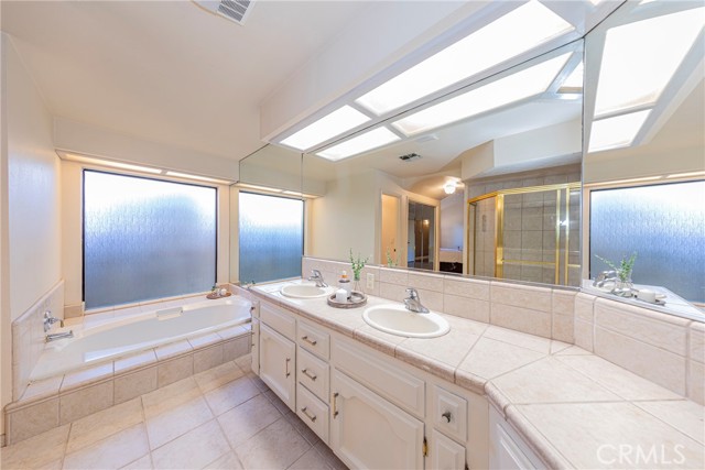 Detail Gallery Image 60 of 75 For 779 E Cole Ave, Fresno,  CA 93720 - 4 Beds | 2/1 Baths