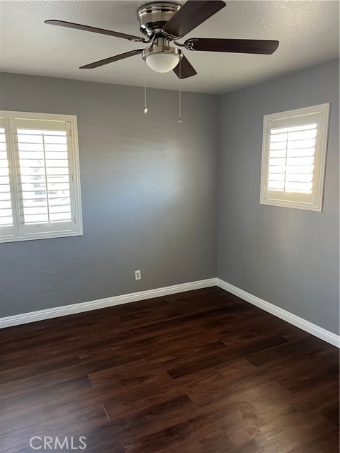 Detail Gallery Image 18 of 31 For 13536 Bunker Hill Pl, Fontana,  CA 92336 - 4 Beds | 3 Baths