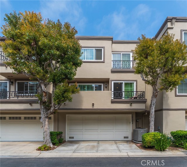 Detail Gallery Image 6 of 51 For 19322 Archfield Ln, Huntington Beach,  CA 92648 - 3 Beds | 2/1 Baths