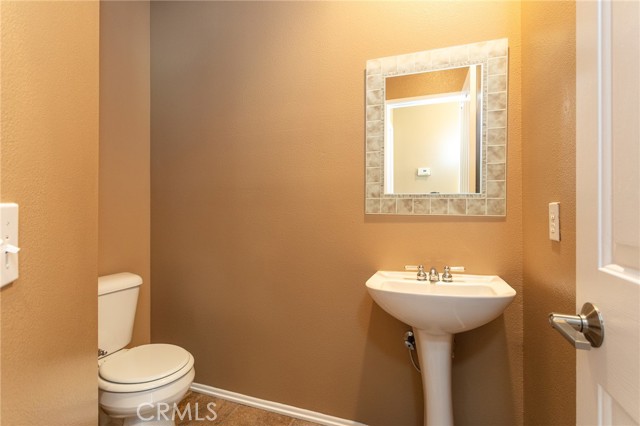 Detail Gallery Image 14 of 24 For 1750 Tallowberry Ln, Simi Valley,  CA 93065 - 3 Beds | 2/1 Baths