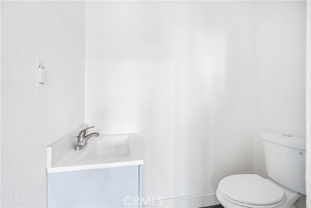 Detail Gallery Image 7 of 23 For 10165 E Highway 20, Clearlake Oaks,  CA 95423 - – Beds | – Baths