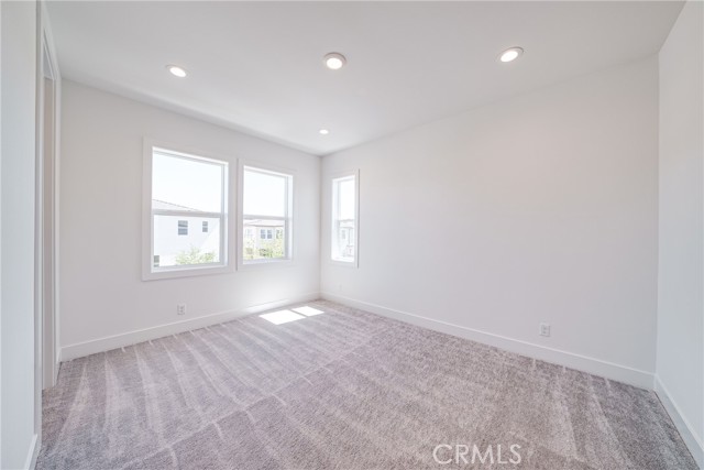 Detail Gallery Image 23 of 31 For 121 Wild Flower, Lake Forest,  CA 92630 - 5 Beds | 5 Baths