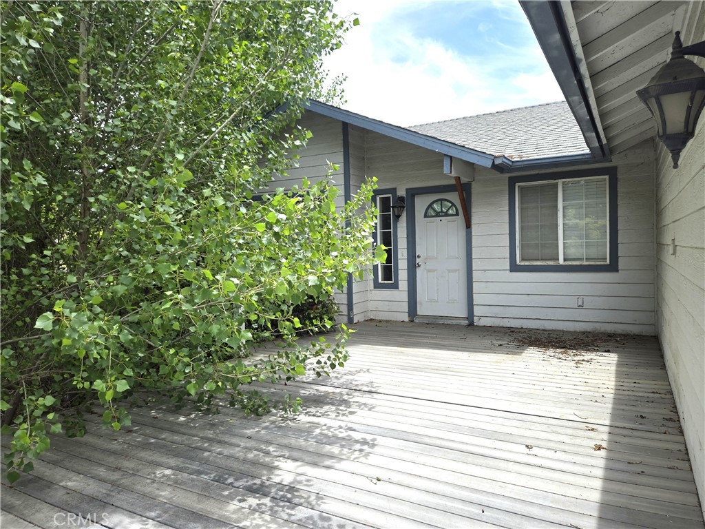 23441 Lakeview Drive