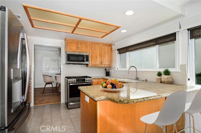 Detail Gallery Image 12 of 24 For 1391 Morrow Cir, Thousand Oaks,  CA 91362 - 3 Beds | 2 Baths