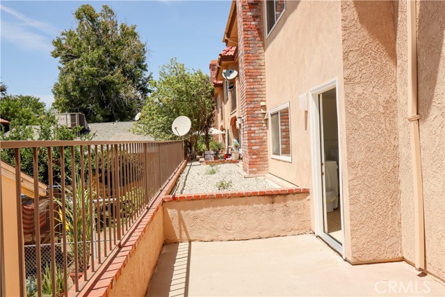 1062 Raymond Avenue photo 4