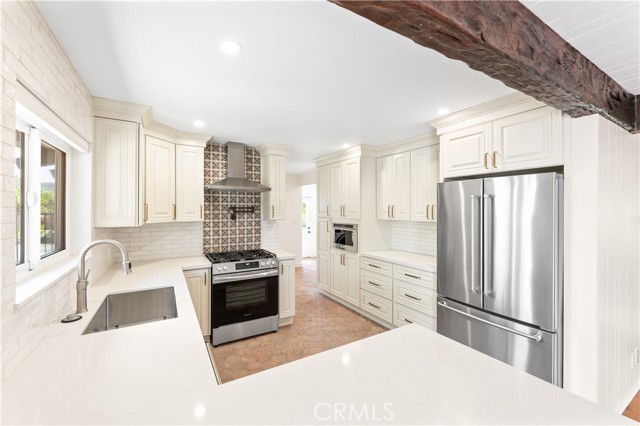 Detail Gallery Image 3 of 39 For 29612 Spotted Bull Ln, San Juan Capistrano,  CA 92675 - 4 Beds | 2 Baths