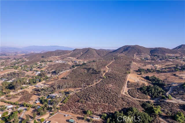 31355 Wild Lilac, Menifee CA: https://media.crmls.org/medias/ebe751be-f185-4dbf-8154-81532234760b.jpg