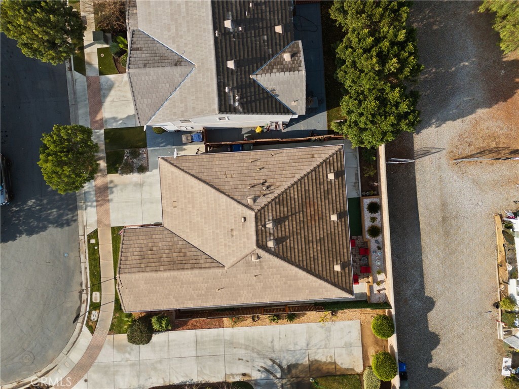 https://media.crmls.org/medias/ebe7d665-2775-4b98-83d2-77b0a957fbdf.jpg?preset=X-Large