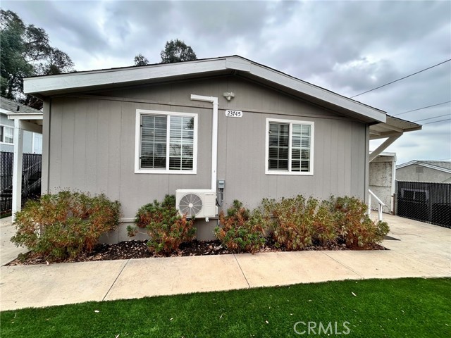 Detail Gallery Image 2 of 32 For 23745 Newport Dr, Menifee,  CA 92587 - 2 Beds | 1 Baths