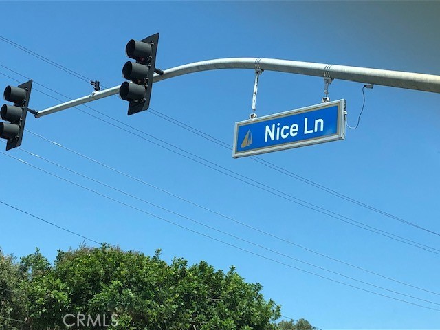 https://media.crmls.org/medias/ebe87210-d66e-4f05-8636-9c7c46b23e07.jpg?preset=X-Large