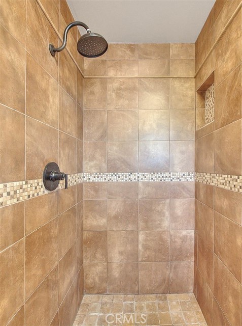 Detail Gallery Image 24 of 43 For 2149 W Cris Ave, Anaheim,  CA 92804 - 4 Beds | 2 Baths