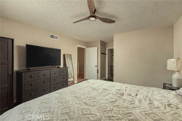 8350 Burnet, 9 photo 13