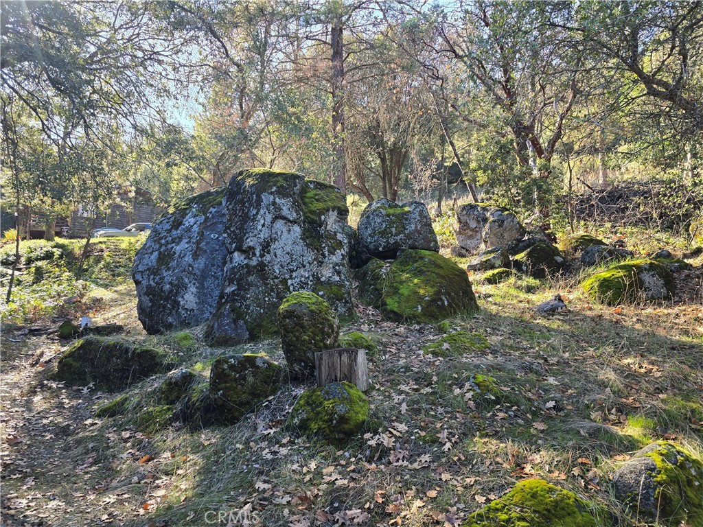 https://media.crmls.org/medias/ebe99239-df9d-4c38-9d21-2e874fa59be6.jpg?preset=X-Large