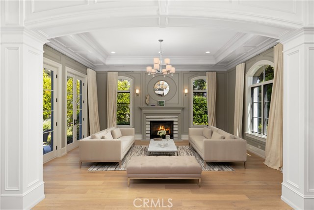 Detail Gallery Image 14 of 75 For 935 W Foothill Bld, Arcadia,  CA 91006 - 6 Beds | 8 Baths