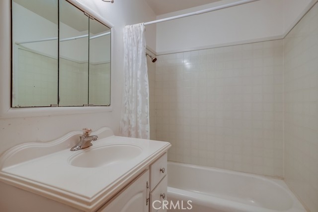 Detail Gallery Image 38 of 48 For 12513 Gradwell St, Lakewood,  CA 90715 - 3 Beds | 2 Baths