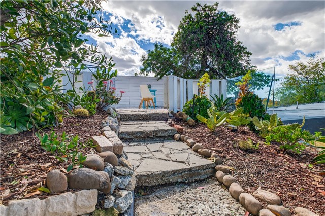 Detail Gallery Image 31 of 38 For 182 Palatine Dr, Alhambra,  CA 91801 - 4 Beds | 3 Baths