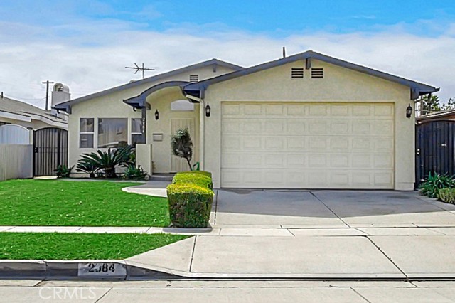 Detail Gallery Image 2 of 42 For 2884 W 164th St, Torrance,  CA 90504 - 3 Beds | 2/1 Baths