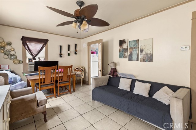 Detail Gallery Image 10 of 43 For 928 S Breed St, Los Angeles,  CA 90023 - – Beds | – Baths