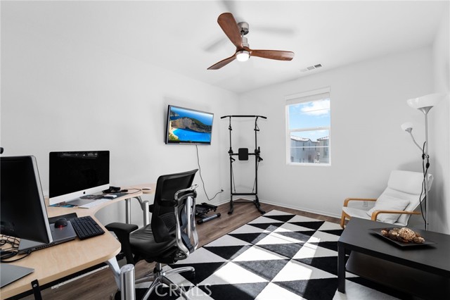 Detail Gallery Image 32 of 57 For 38464 Rosegate, Murrieta,  CA 92563 - 4 Beds | 4/1 Baths