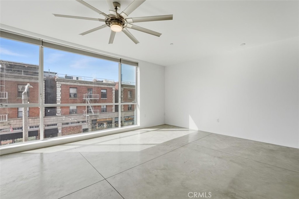285 W 6th #317