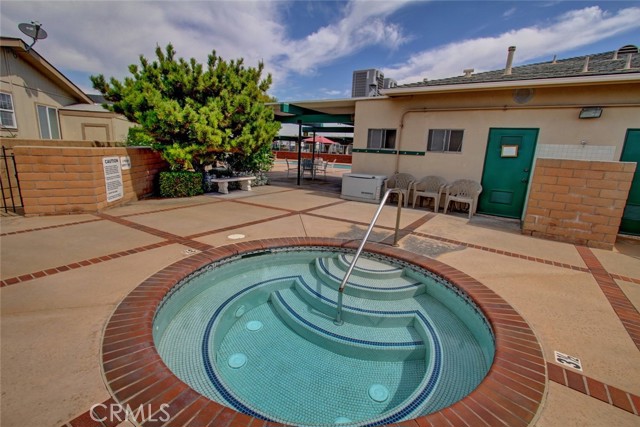 Detail Gallery Image 27 of 31 For 10681 Oak St #52,  Los Alamitos,  CA 90720 - 3 Beds | 2 Baths