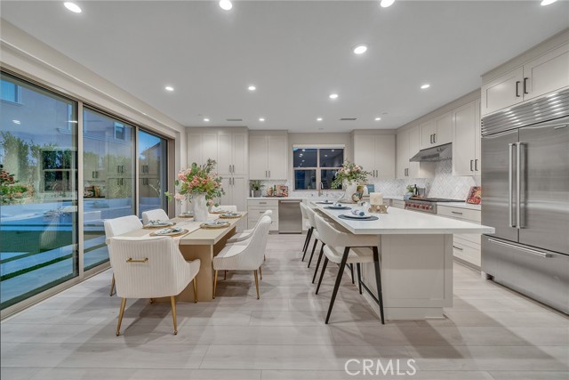 Detail Gallery Image 12 of 50 For 100 Albero, Irvine,  CA 92602 - 4 Beds | 3/1 Baths