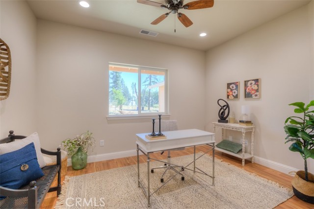 Detail Gallery Image 17 of 43 For 1645 Lighty Ln, Paradise,  CA 95969 - 4 Beds | 2 Baths