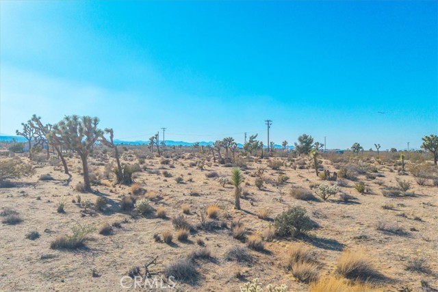 Detail Gallery Image 17 of 33 For 59057 Aberdeen Dr, Yucca Valley,  CA 92284 - 2 Beds | 1 Baths