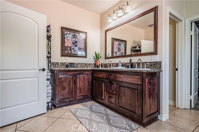 Detail Gallery Image 24 of 53 For 30614 Emperor Dr, Canyon Lake,  CA 92587 - 6 Beds | 4 Baths