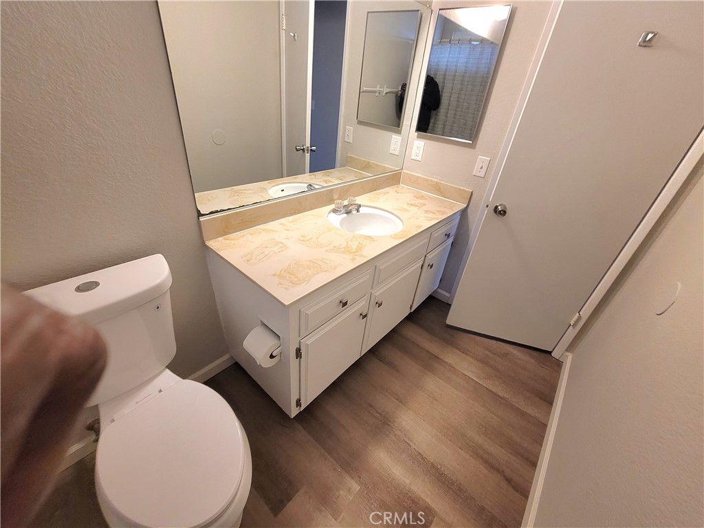 https://media.crmls.org/medias/ebf07434-cd8c-407b-9b82-2676fc4b3562.jpg?preset=X-Large