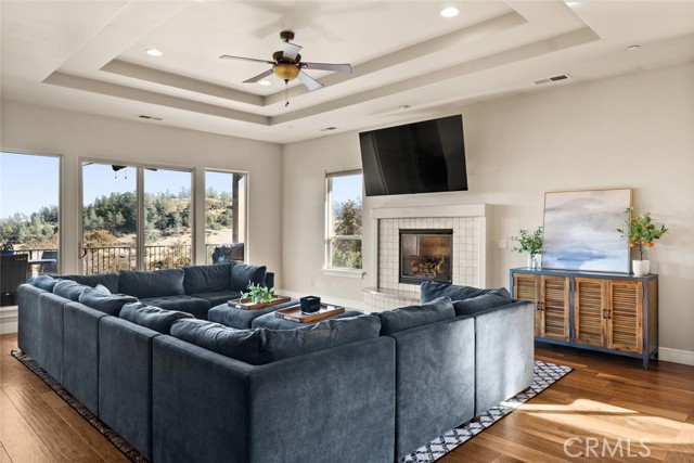 Detail Gallery Image 11 of 44 For 3368 Summit Ridge, Chico,  CA 95928 - 4 Beds | 3 Baths