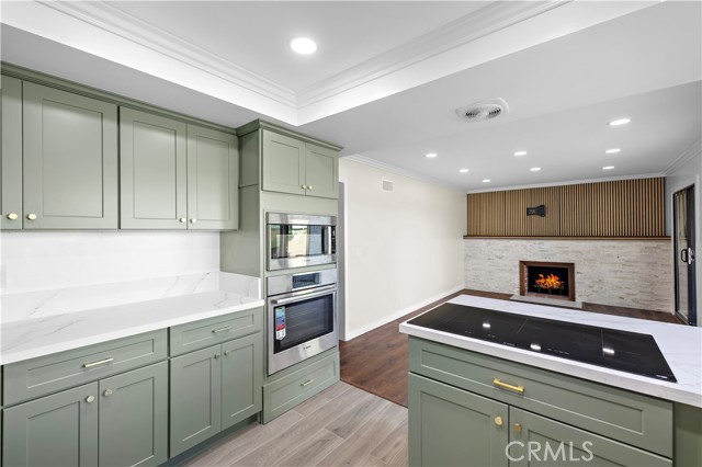 Detail Gallery Image 12 of 29 For 21662 Saluda Cir, Huntington Beach,  CA 92646 - 4 Beds | 3 Baths