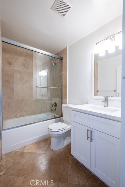 Detail Gallery Image 23 of 27 For 1825 Selby Ave #102,  Los Angeles,  CA 90025 - 2 Beds | 2 Baths