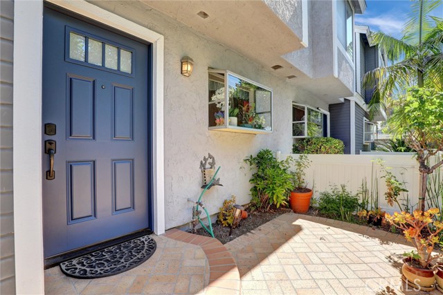 Detail Gallery Image 2 of 28 For 10 Candlewood Ln, Aliso Viejo,  CA 92656 - 2 Beds | 1/1 Baths