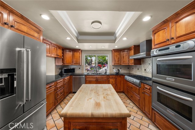 Detail Gallery Image 14 of 54 For 2525 Jonquil Dr, Upland,  CA 91784 - 4 Beds | 2/1 Baths