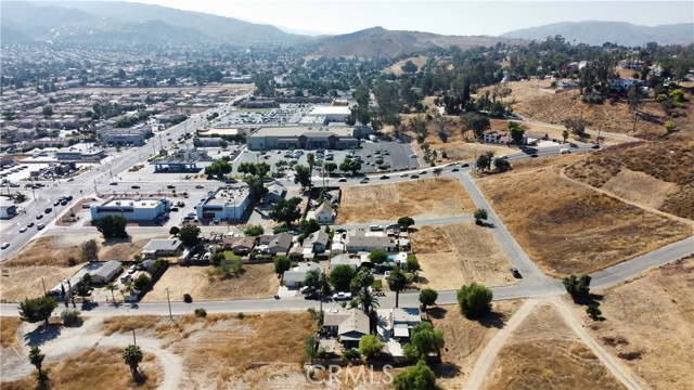 Detail Gallery Image 18 of 20 For 30754 Illinois St, Lake Elsinore,  CA 92530 - 2 Beds | 1 Baths